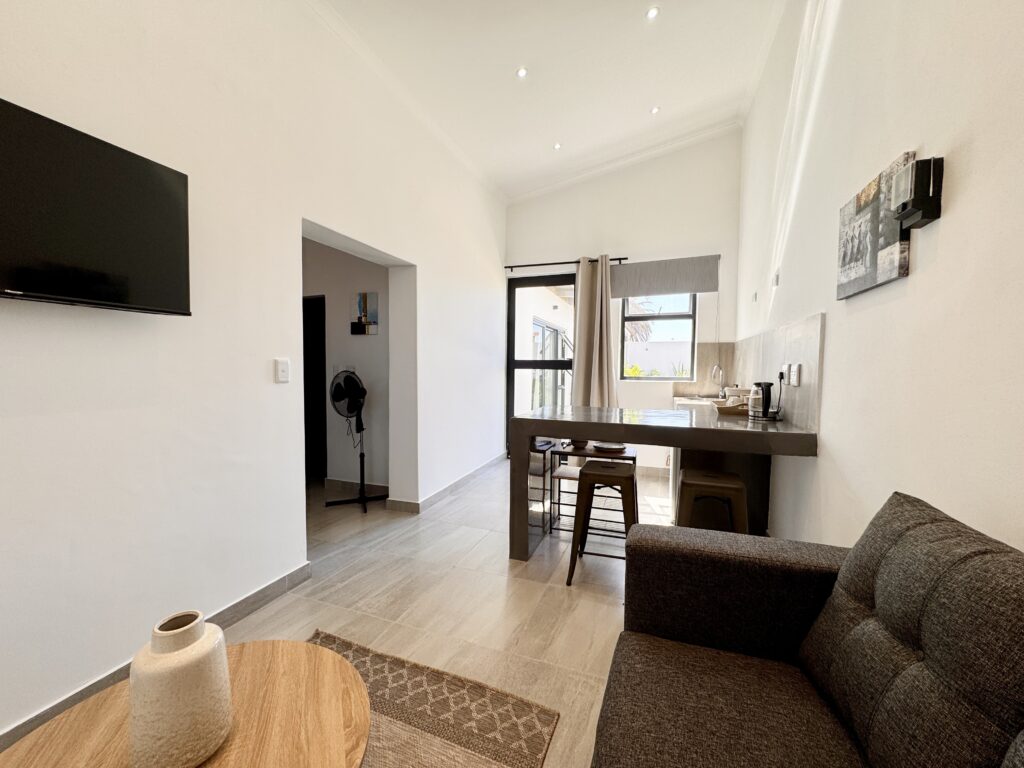 Open-plan guest studio at House Sworyx